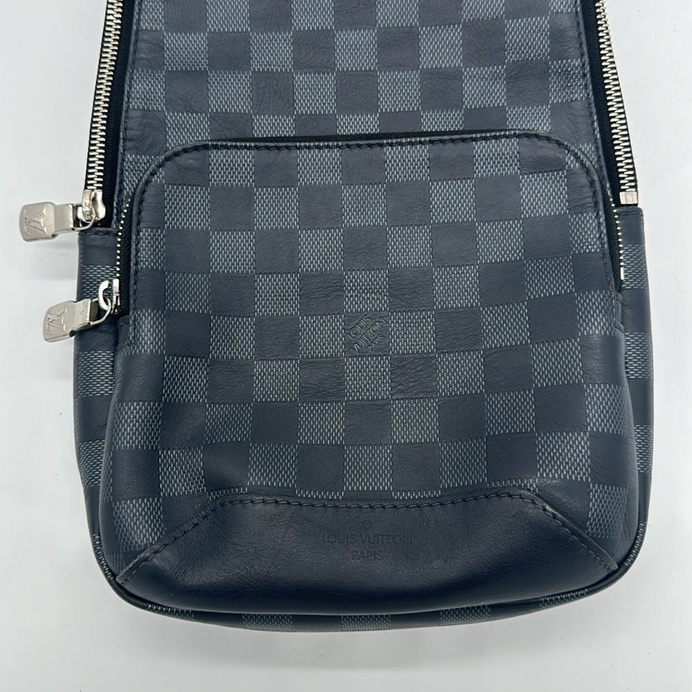 Louis Vuitton Avenue Slingbag NM - Picture 12 of 16